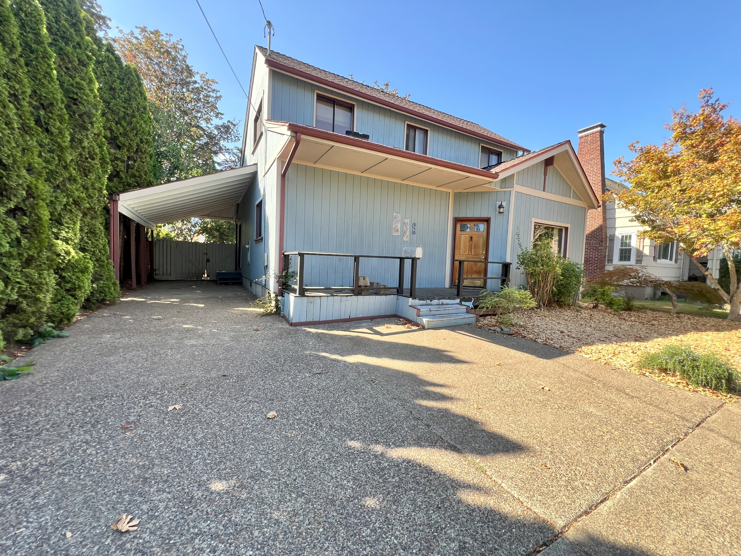 742 Northwest 12th Street