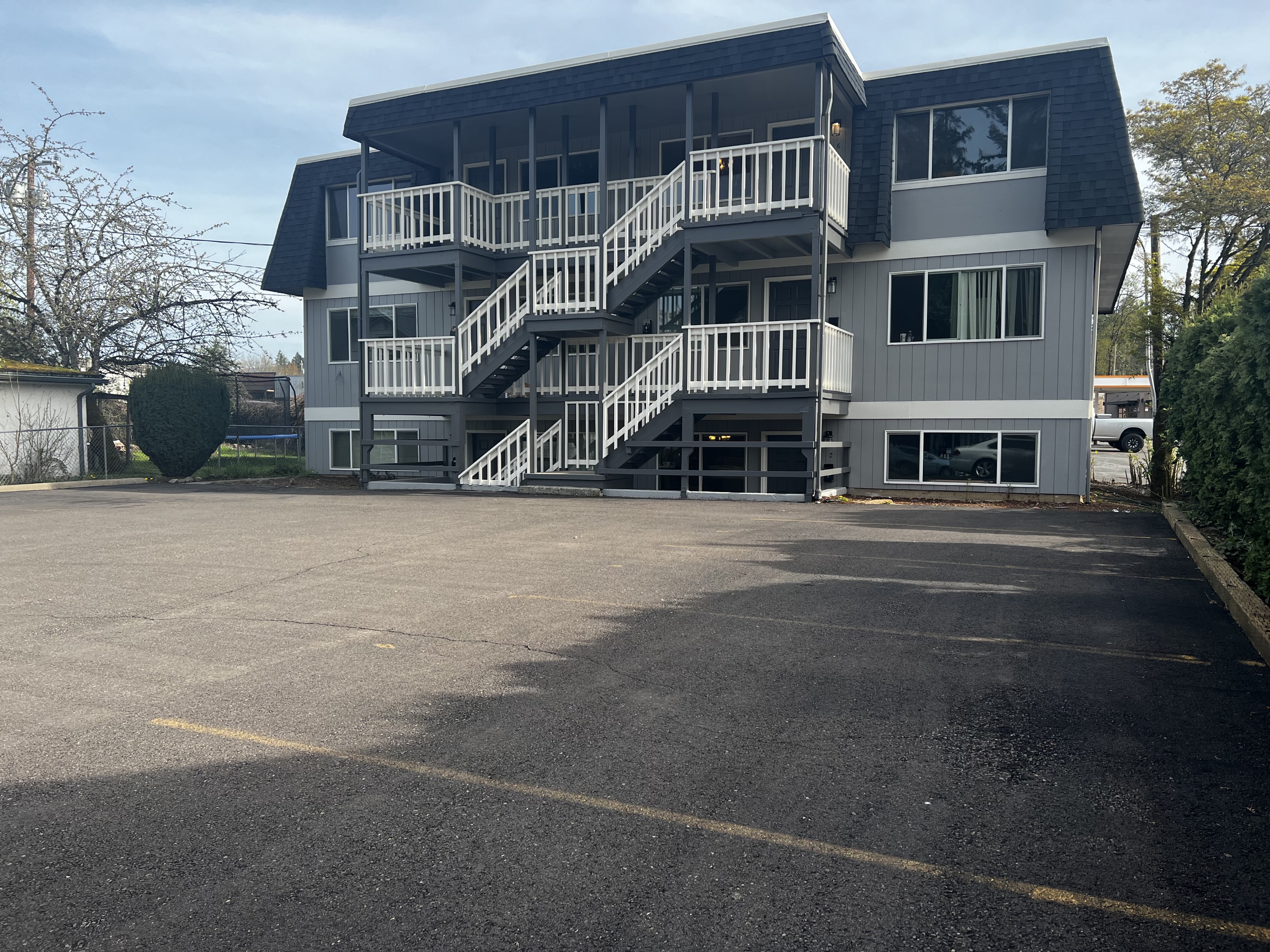 1015 Nandina Street - 1